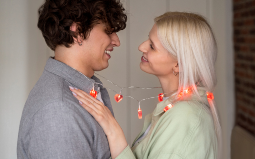 Вдохновленные стабильностью: перспектива серьезных отношений повышает женскую креативность