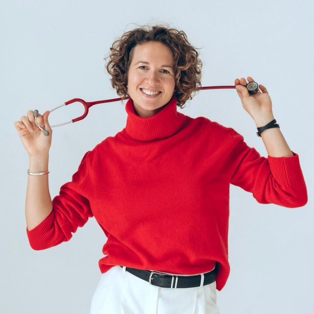 Александра Жуковская, врач и автор Телеграм-канала «Шура, выручай»